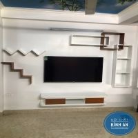 Kệ Tivi treo tường Melamin 4