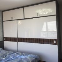 Tủ quần 3 cánh lùa Acrylic